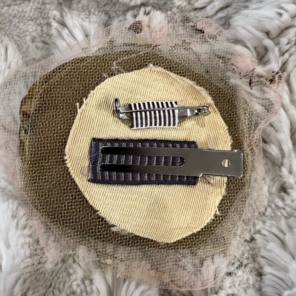 Handmade accessory - Picture 4 of 5